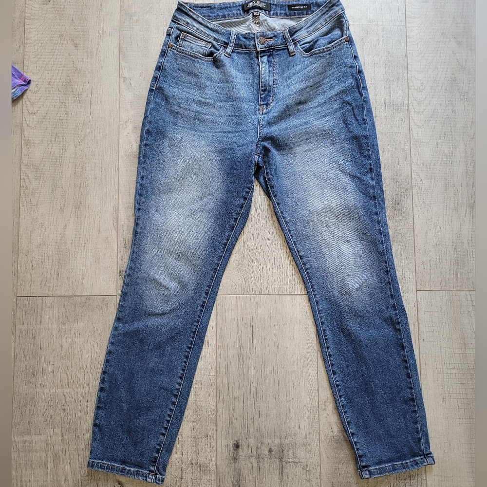 Judy Blue Womens Boyfriend Fit 7/28 Jeans Light Wash Stretchy Modern